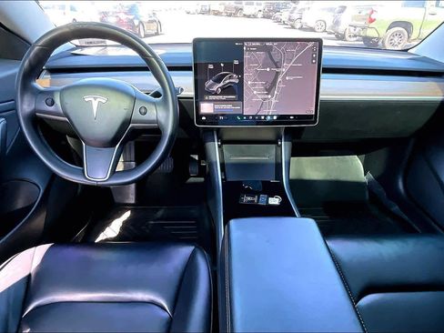 Used 2019 Tesla Model 3 Performance image 15