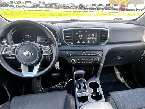 Used 2020 Kia Sportage LX AWD/4WD image 25