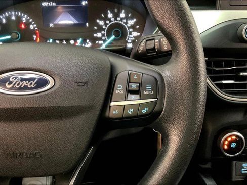 Used 2022 Ford Escape S image 19