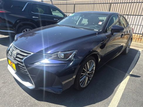 Used 2017 Lexus IS 200t RWD image 2