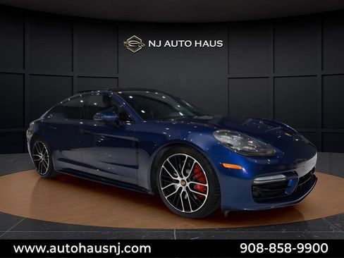 Used 2021 Porsche Panamera GTS w/ Premium Package image 1