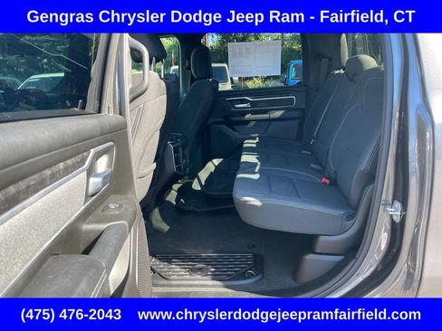 Used 2022 RAM 1500 Big Horn AWD/4WD image 36