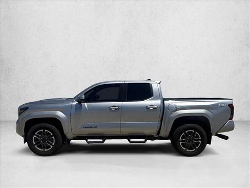 Used 2024 Toyota Tacoma TRD Sport RWD image 8