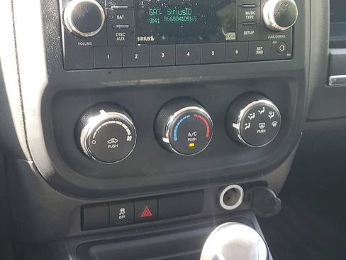 Used 2015 Jeep Patriot Sport w/ Power Value Group FWD image 20