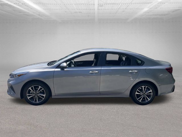 Used 2024 Kia Forte LXS FWD image 10