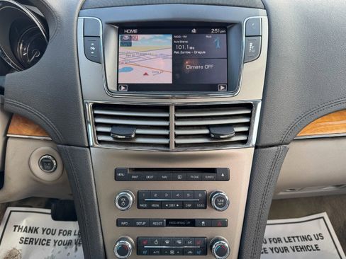 Used 2011 Lincoln MKT AWD w/ Elite Pkg image 24