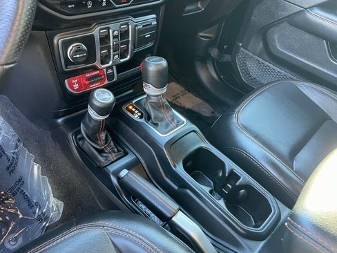 Used 2022 Jeep Gladiator Mojave w/ LED Lighting Group image 28