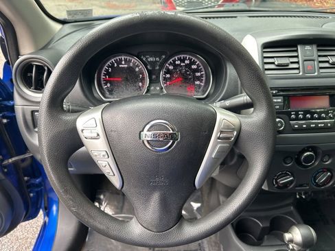 Used 2016 Nissan Versa SV FWD image 20