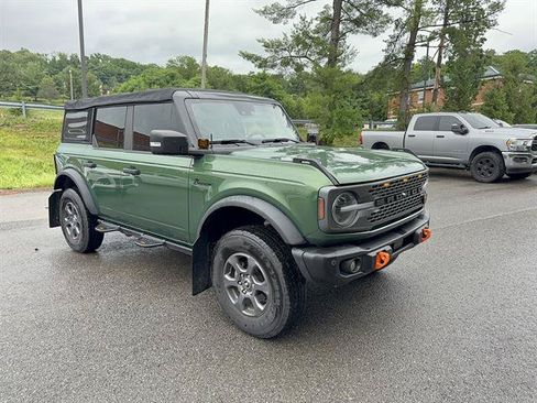 Used 2022 Ford Bronco Badlands AWD/4WD image 4