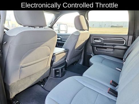 Used 2024 RAM 2500 Big Horn image 26