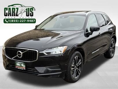 Used 2019 Volvo XC60 T5 Momentum w/ Premium Package