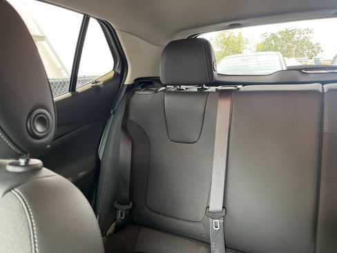 Used 2025 Buick Encore GX Preferred image 49