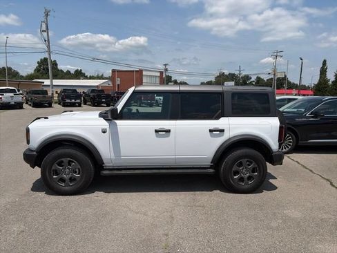 Used 2024 Ford Bronco Big Bend AWD/4WD image 3