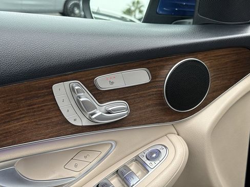 Used 2022 Mercedes-Benz GLC 300 w/ Premium Package Lite image 3