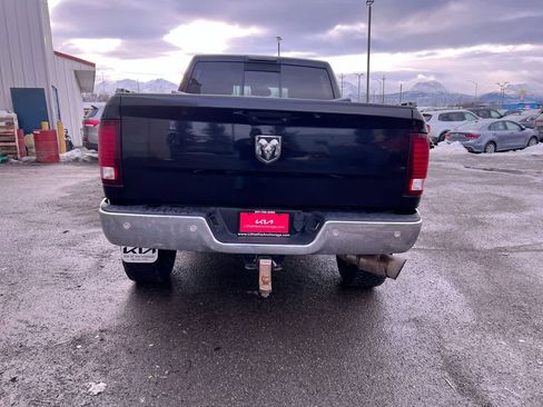 Used 2018 RAM 2500 Laramie AWD/4WD image 25