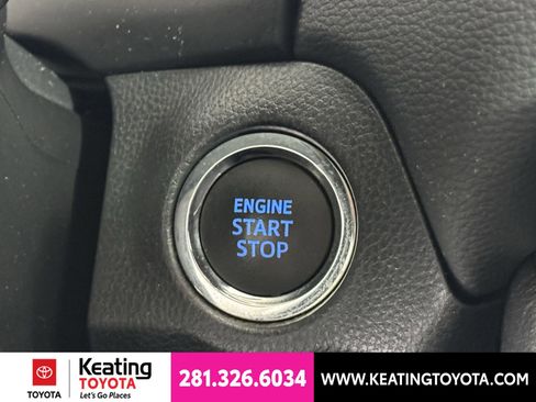 Certified 2020 Toyota RAV4 XLE Premium FWD image 32