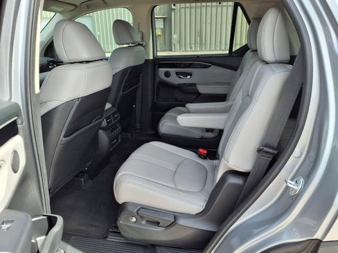 Used 2023 Honda Pilot EX-L image 13