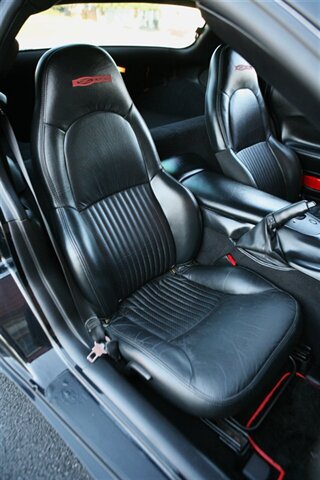 Used 2003 Chevrolet Corvette Z06 RWD image 20