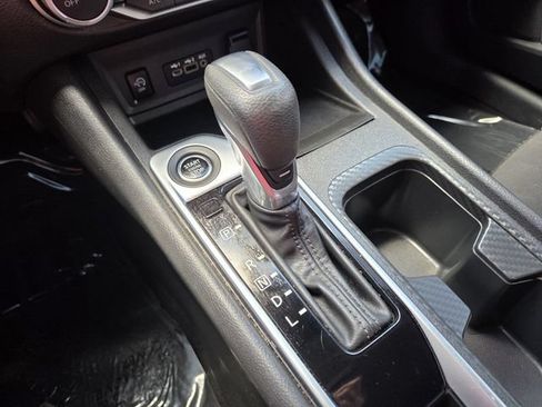 Used 2024 Nissan Sentra SV FWD image 27