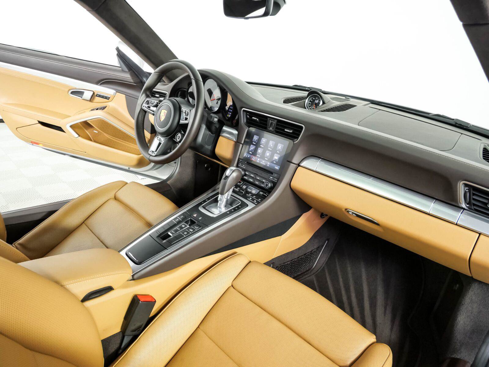 Used 2018 Porsche 911 Carrera S RWD image 20