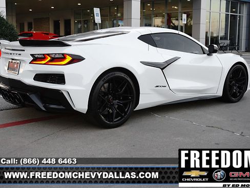 New 2025 Chevrolet Corvette Z06 image 7