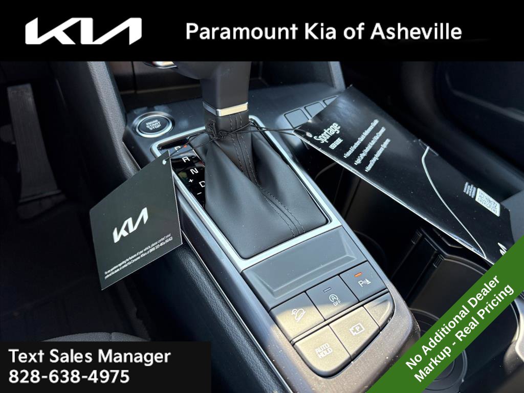 New 2027 Kia Sportage LX FWD image 27