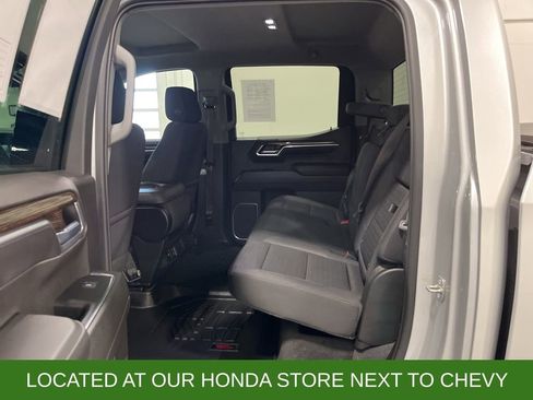 Used 2022 GMC Sierra 1500 Elevation image 25