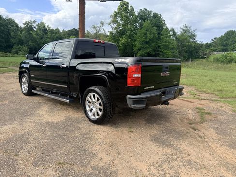 Used 2015 GMC Sierra 1500 Denali w/ Driver Alert Package AWD/4WD image 3