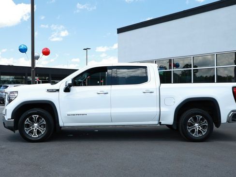 Used 2025 GMC Sierra 1500 SLT RWD image 11