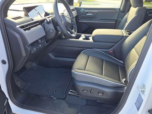 New 2026 GMC Sierra EV Elevation w/ Premium Package image 24