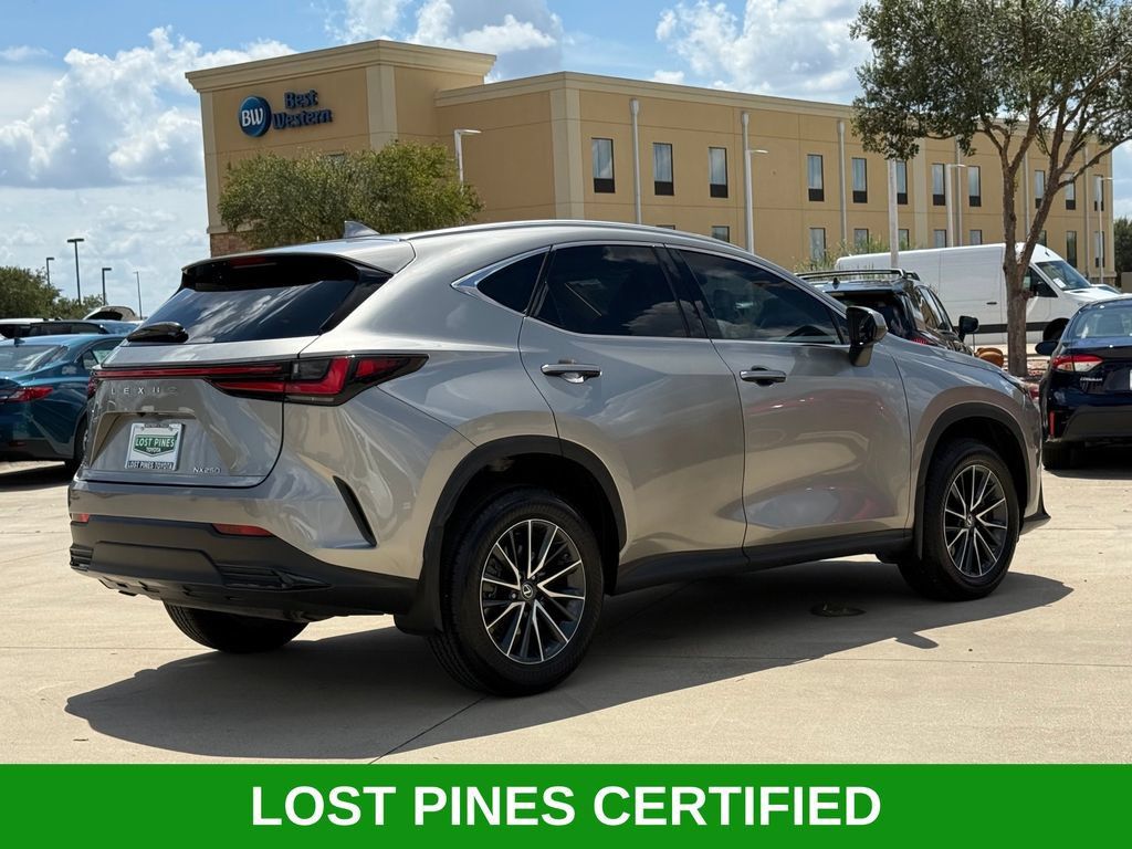 Used 2022 Lexus NX 250 FWD w/ Towing Package (2000 Lbs) image 4