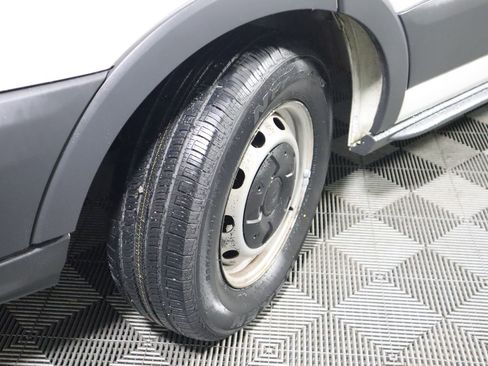 Used 2016 Ford Transit 150 XL image 19