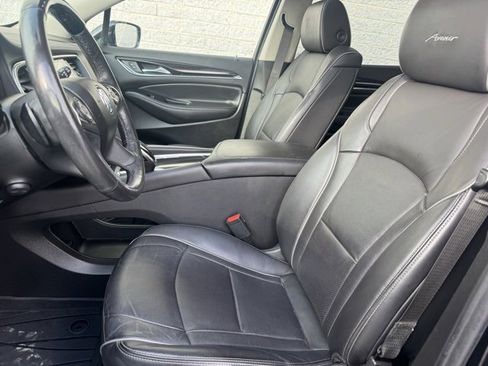 Used 2020 Buick Enclave Avenir w/ Avenir Technology Package image 15