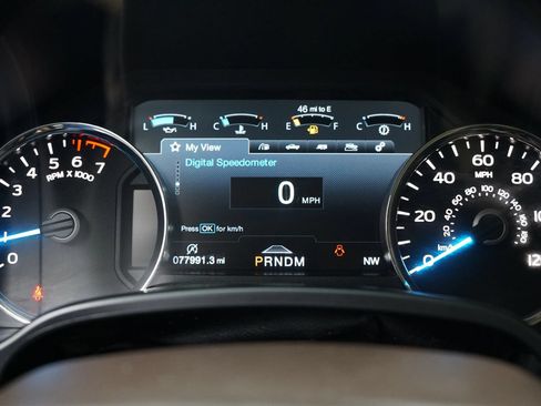 Used 2019 Ford F150 Lariat w/ Equipment Group 502A Luxury RWD image 21