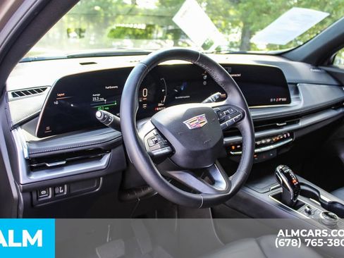 Used 2025 Cadillac XT4 Premium Luxury FWD image 31