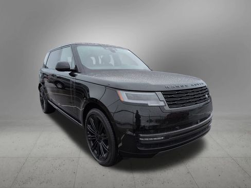 New 2026 Land Rover Range Rover Long Wheelbase SE image 8
