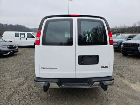 Used 2025 GMC Savana 2500 w/ Driver Convenience Package RWD image 4