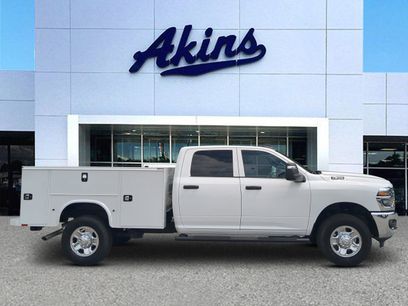 New 2026 RAM 2500 Tradesman w/ Chrome Appearance Group