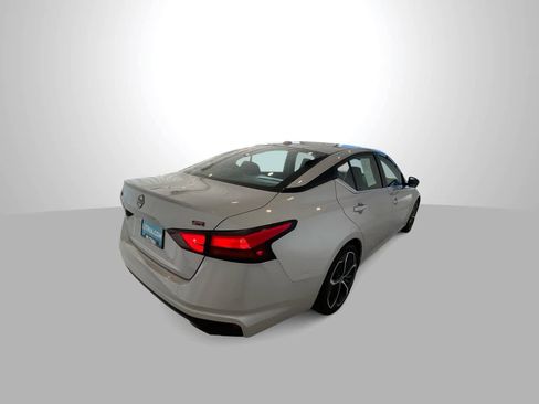Used 2023 Nissan Altima 2.5 SR image 8