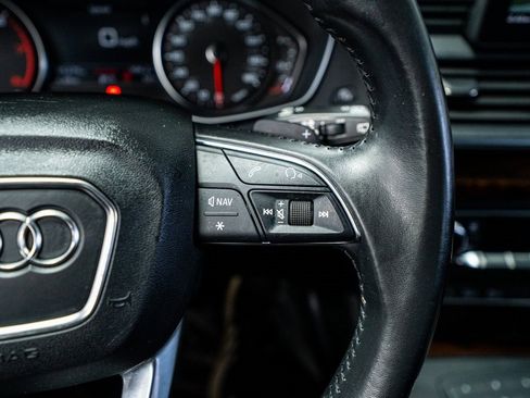 Used 2019 Audi Q5 2.0T Premium image 43