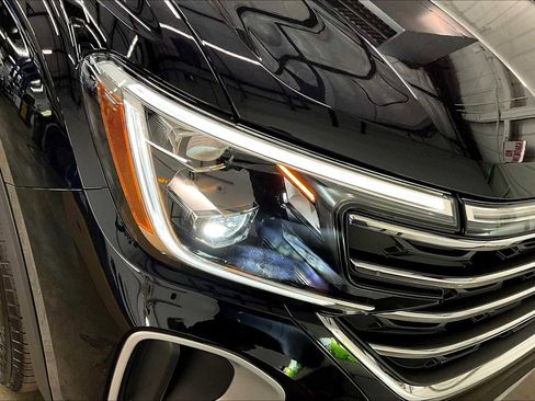 New 2026 Volkswagen Atlas SE image 31