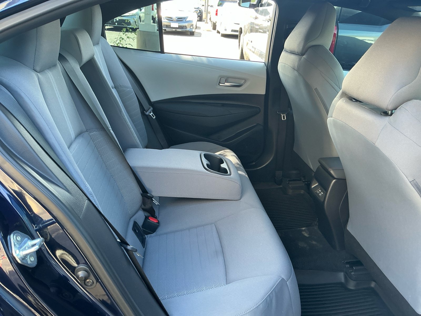 Certified 2025 Toyota Corolla SE FWD image 18