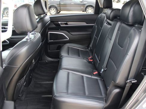 Used 2020 Kia Telluride LX AWD/4WD image 7