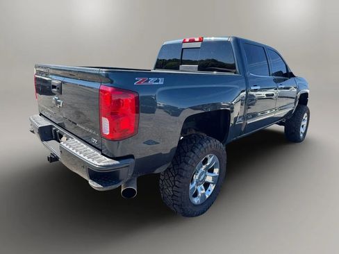 Used 2017 Chevrolet Silverado 1500 LTZ Z71 w/ LTZ Plus Package AWD/4WD image 10