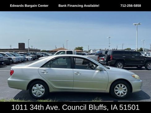 Used 2005 Toyota Camry LE image 1