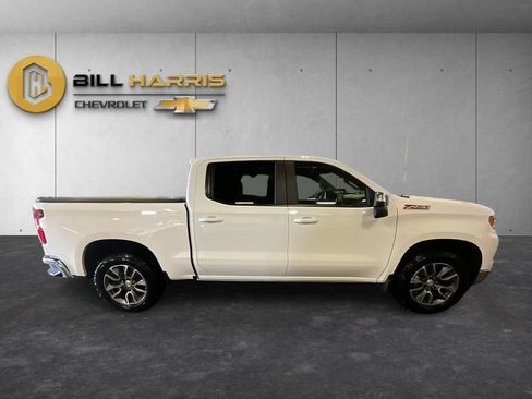 Used 2026 Chevrolet Silverado 1500 LT AWD/4WD image 11