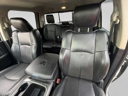 Used 2018 RAM 3500 Laramie w/ Sport Appearance Group AWD/4WD image 39