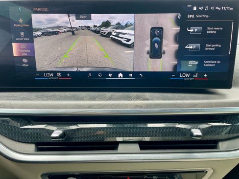 Used 2024 BMW X5 xDrive40i w/ M Sport Package AWD/4WD image 28