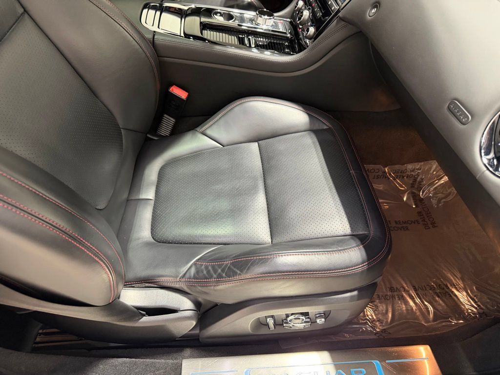 Used 2016 Jaguar XJ RWD image 48