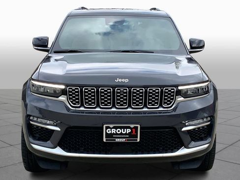 Used 2025 Jeep Grand Cherokee Summit image 4